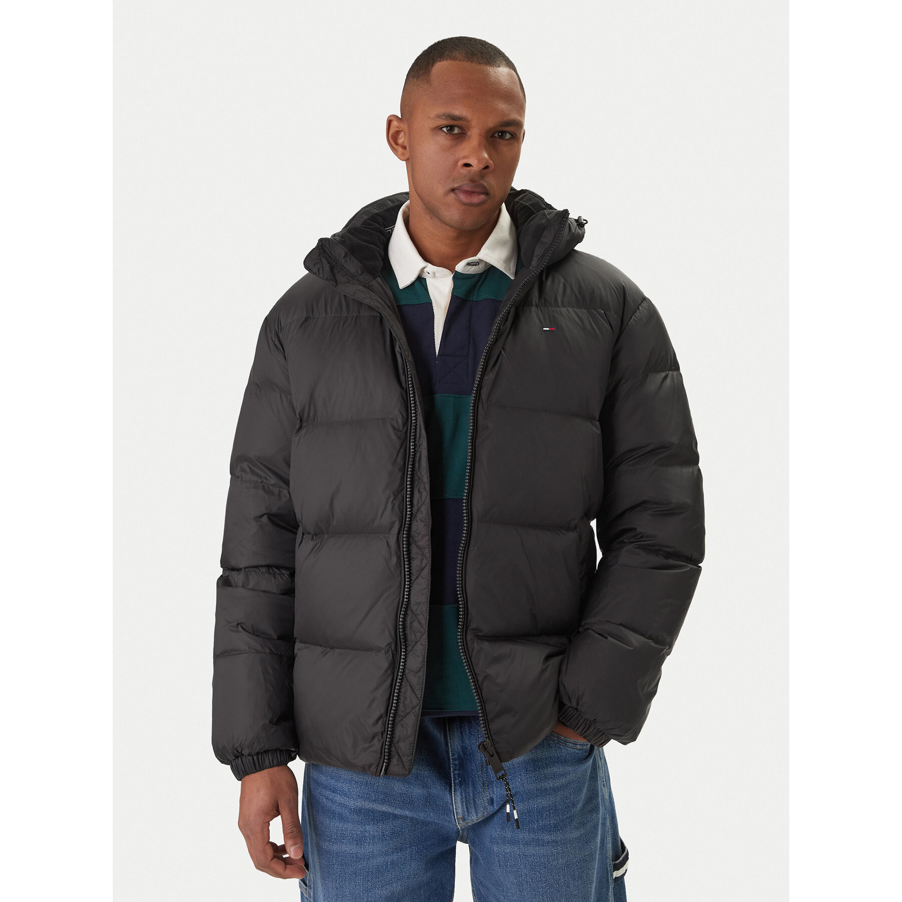 Tommy Jeans Kurtka puchowa Essential DM0DM19786 Czarny Regular Fit