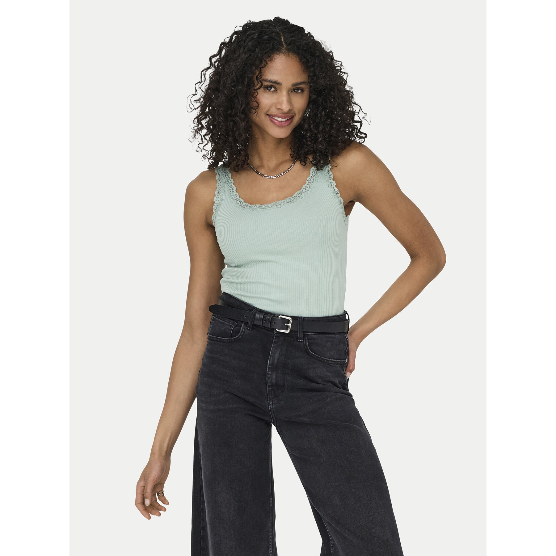 ONLY Top Sara 15345994 Zielony jasny Slim Fit
