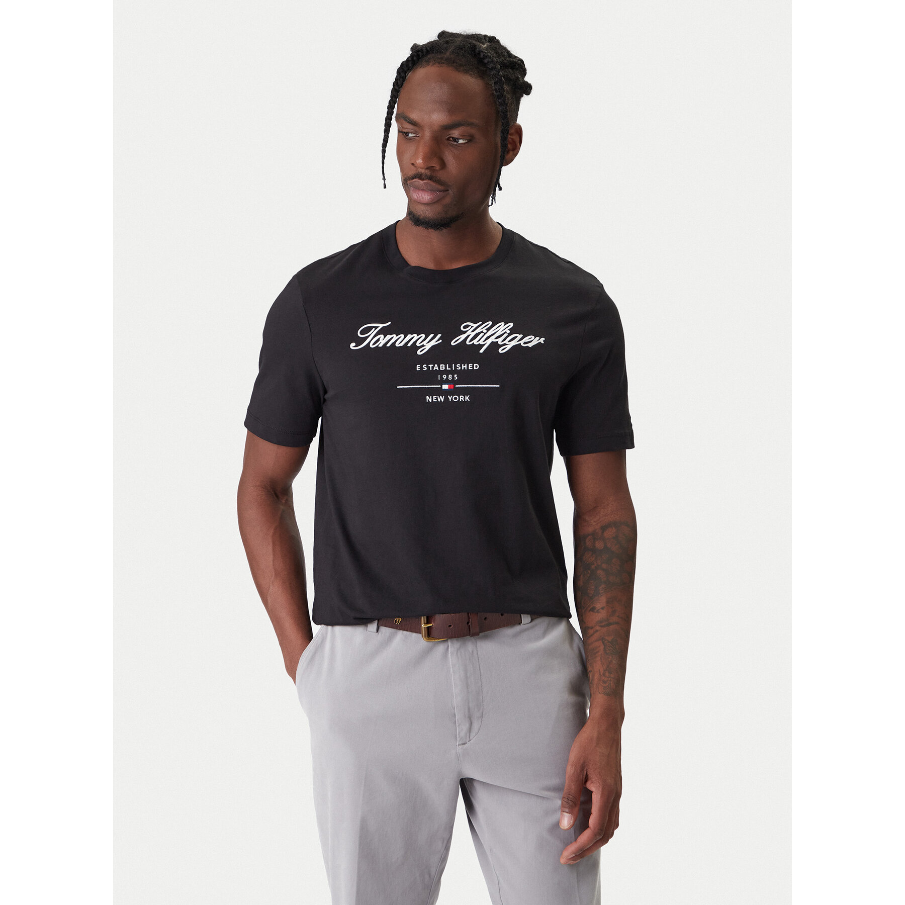 Tommy Hilfiger T-Shirt Script Logo MW0MW33691 Czarny Regular Fit