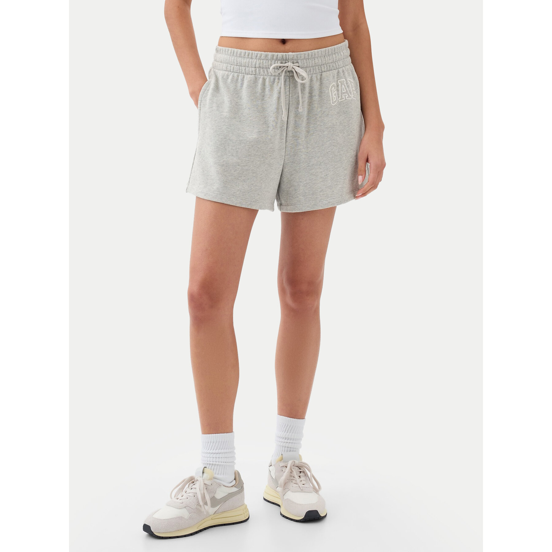 Gap Szorty sportowe 870535-00 Szary Regular Fit