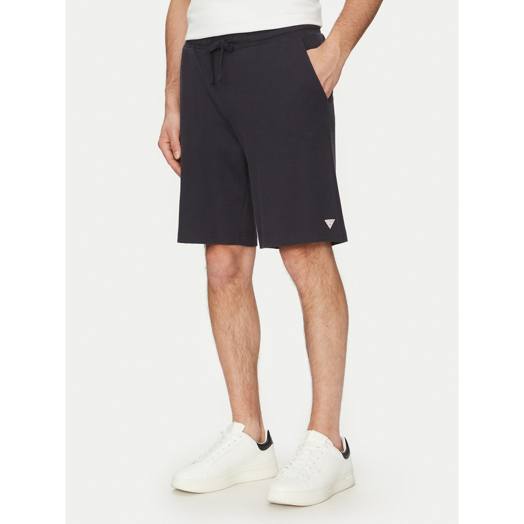 Guess Szorty sportowe F5GD00 KC5Y1 Granatowy Regular Fit