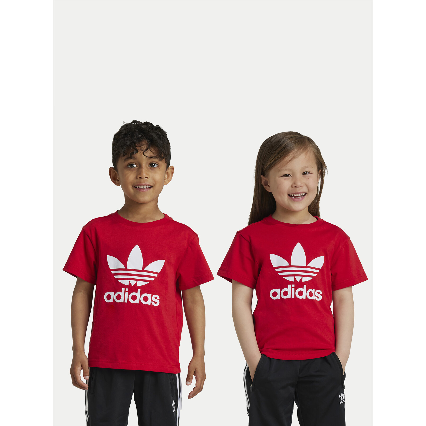 adidas T-Shirt adicolor Trefoil IY2387 Czerwony Regular Fit