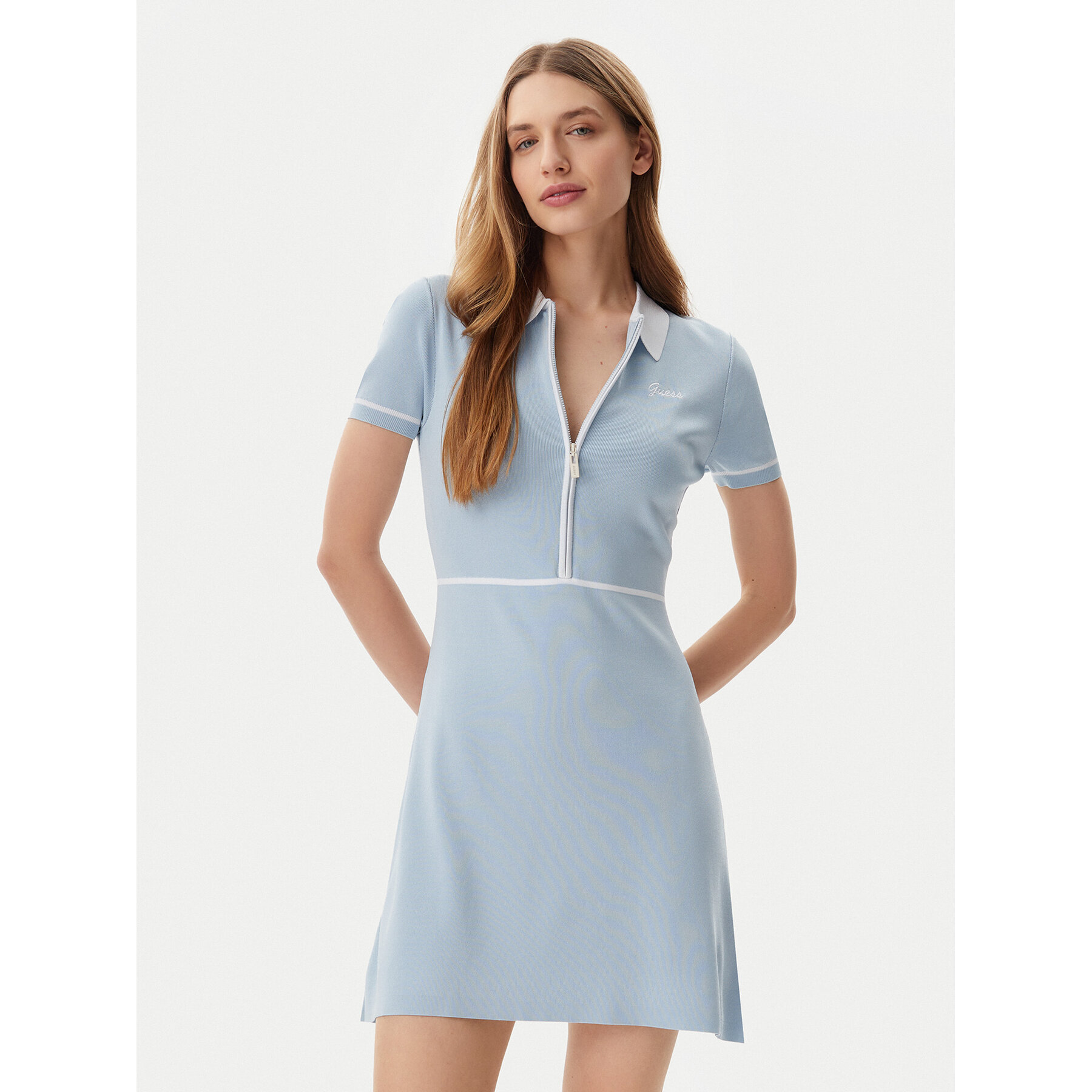 Guess Sukienka dzianinowa V5GK00 Z3D60 Błękitny Regular Fit