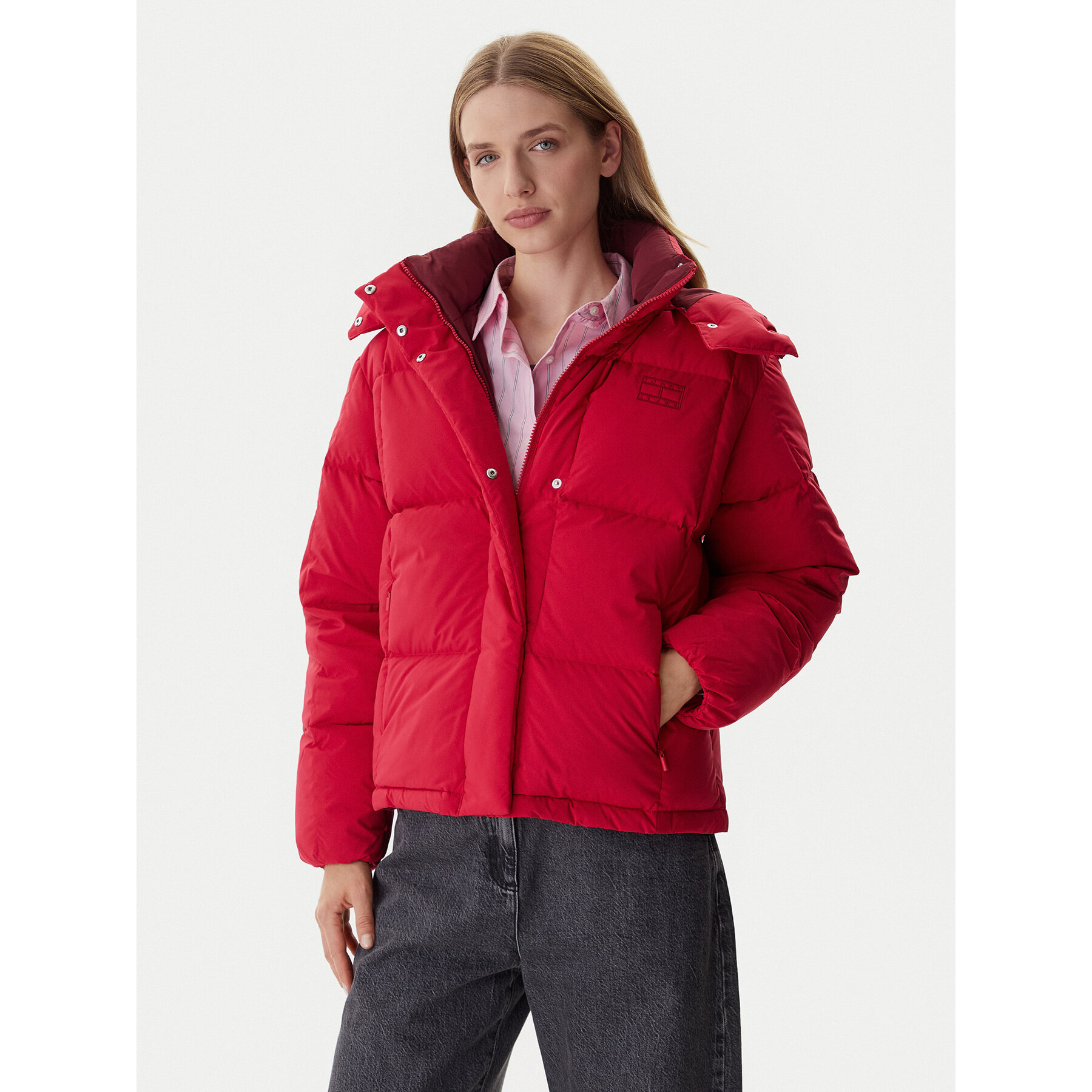 Tommy Jeans Kurtka puchowa Alaska DW0DW21623 Czerwony Relaxed Fit