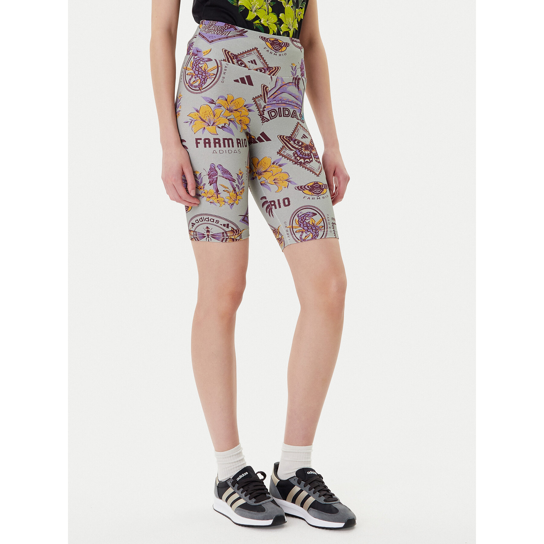 adidas Kolarki Farm Bike JM8345 Szary Slim Fit