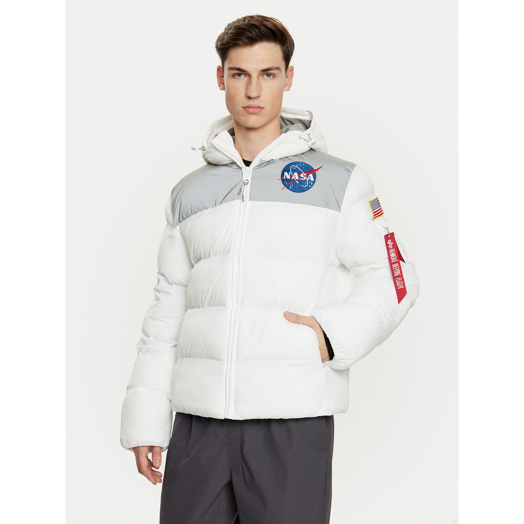 Alpha Industries Kurtka zimowa 148135 Biały Regular Fit