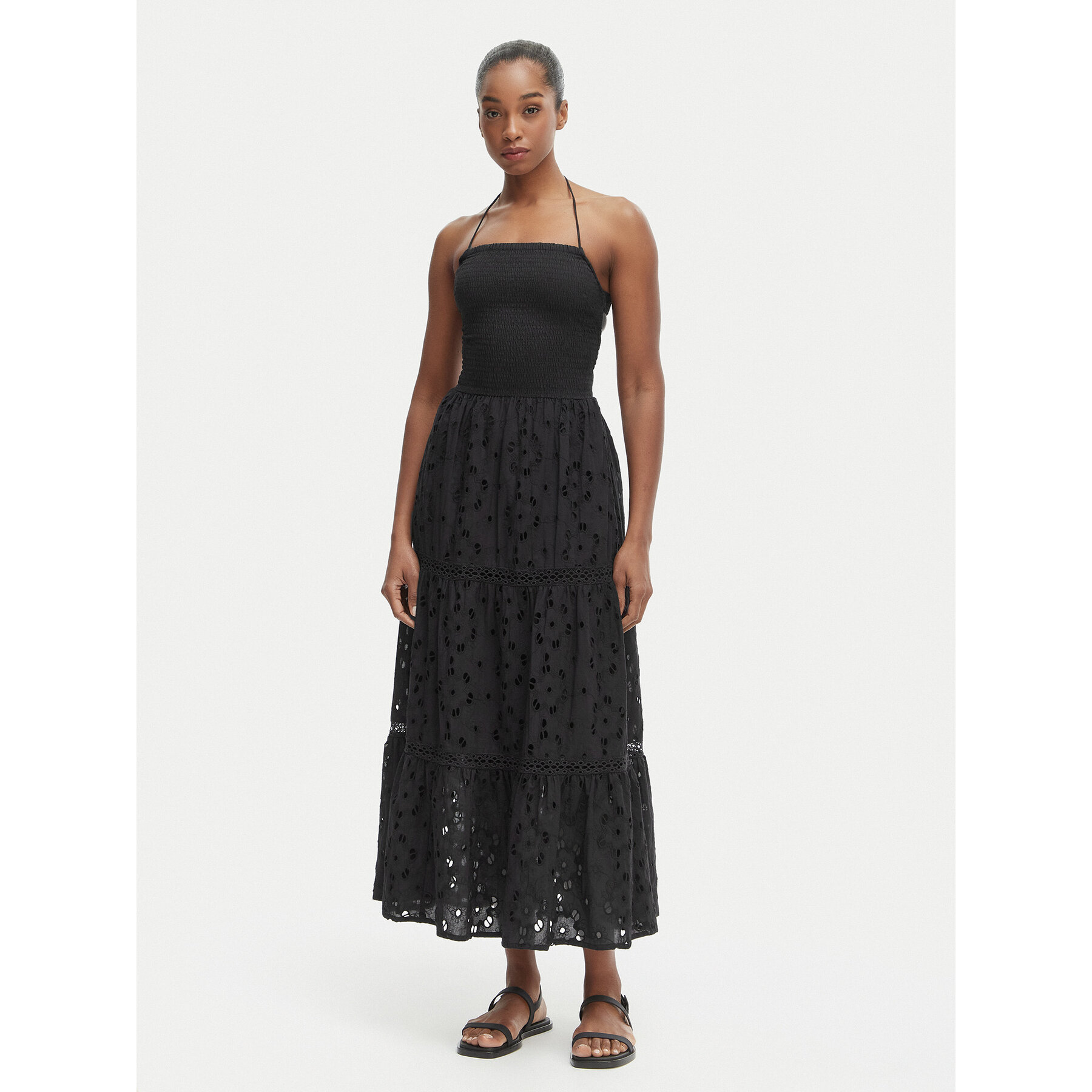 Iconique Sukienka letnia Sirya IC26-007 Czarny Regular Fit