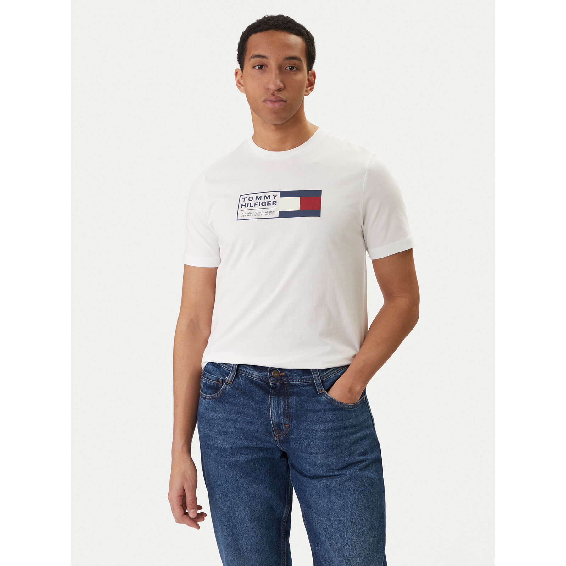 Tommy Hilfiger T-Shirt Brand Love Box MW0MW42366 Biały Regular Fit