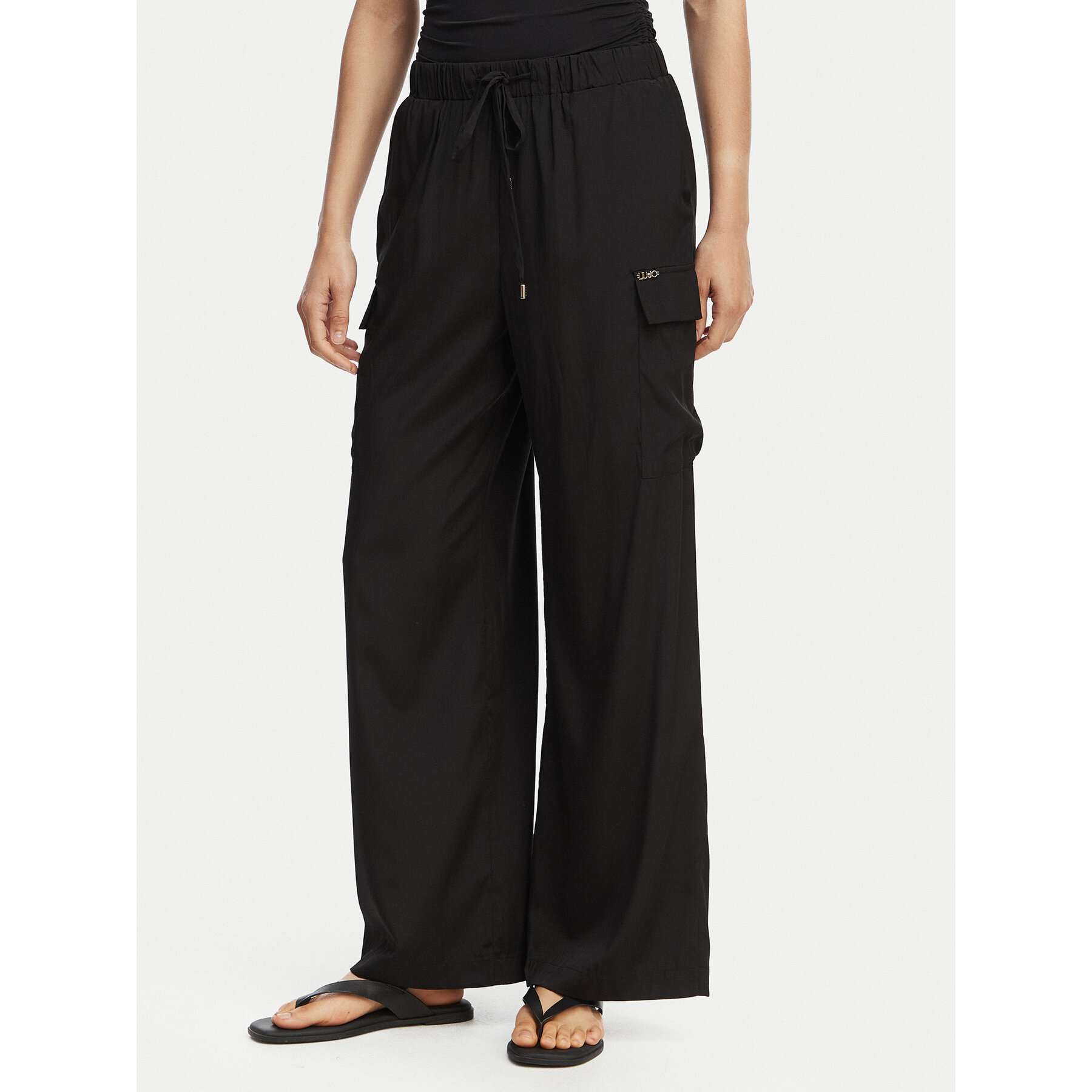 Liu Jo Beachwear Spodnie materiałowe VA6034 T2920 Czarny Relaxed Fit
