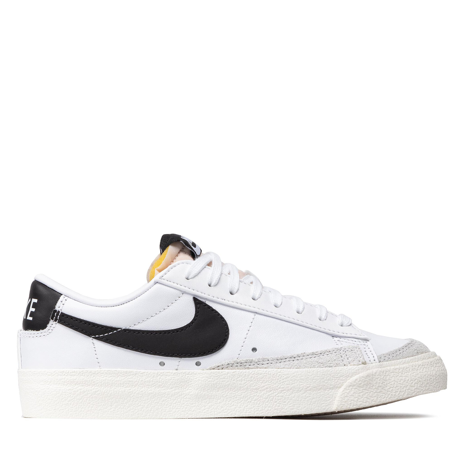 Nike Sneakersy Blazer Low '77 DC4769 102 Biały