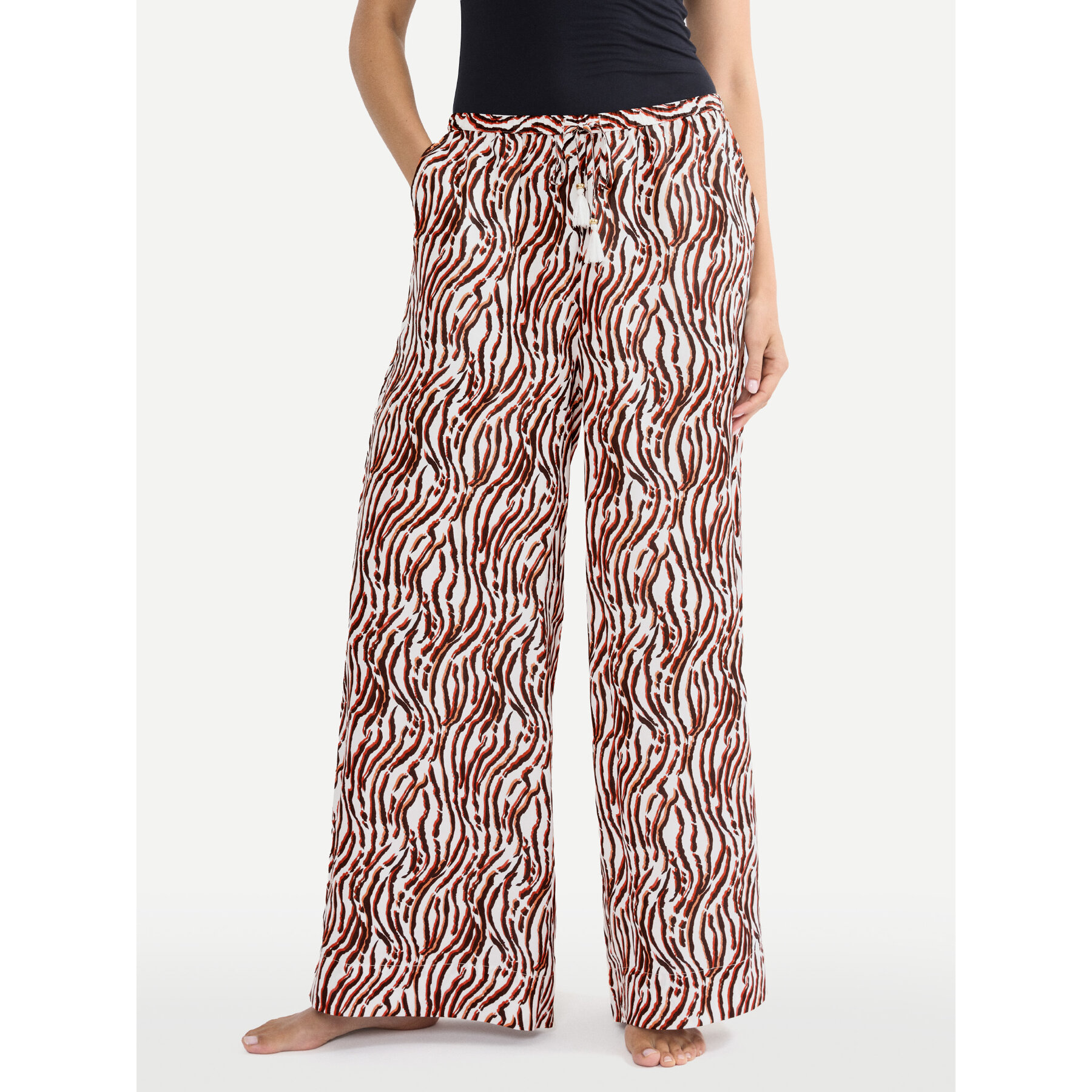 Triumph Spodnie materiałowe Summer 10227246 Brązowy Wide Leg