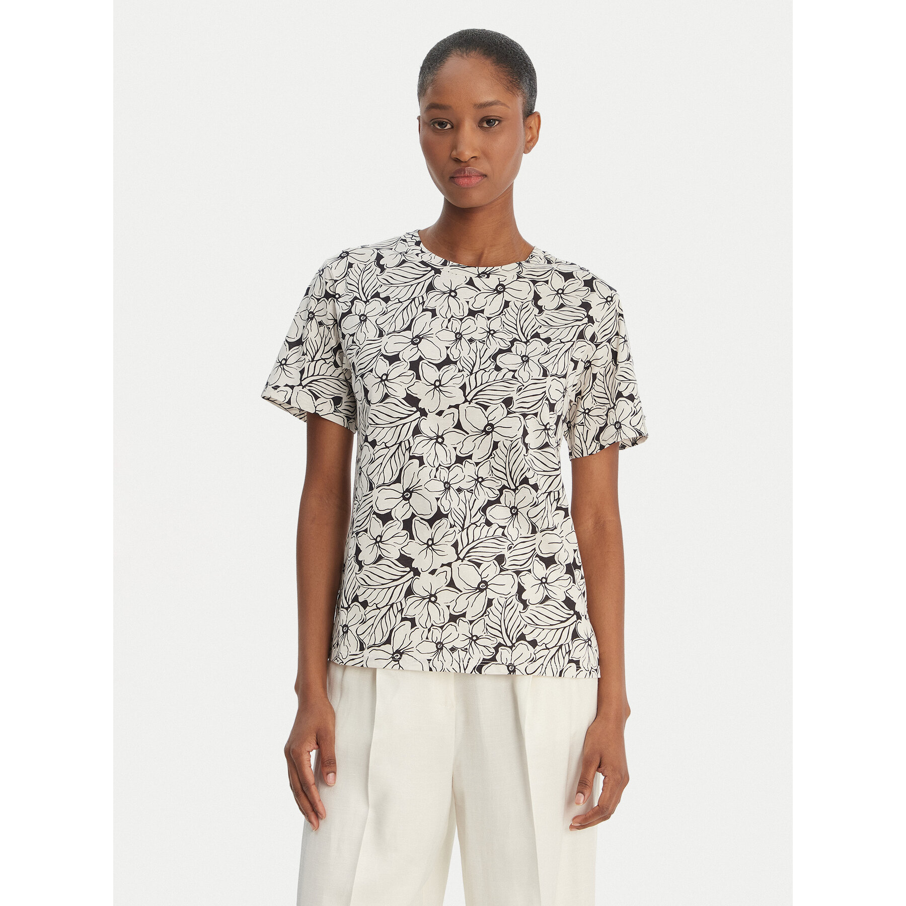 Weekend Max Mara T-Shirt Bussola 2615971022 Czarny Regular Fit
