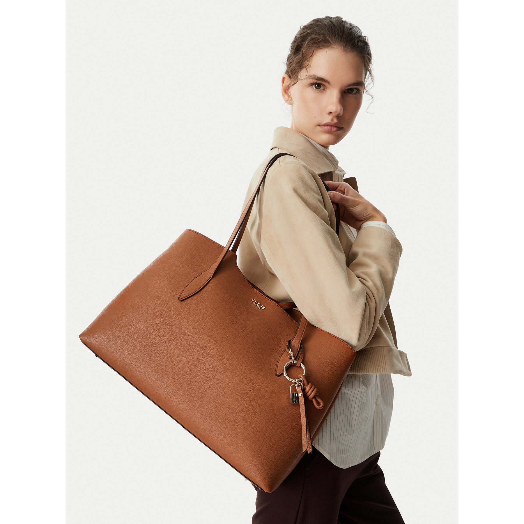 Guess Torebka HWBG97 35230 Brązowy jasny