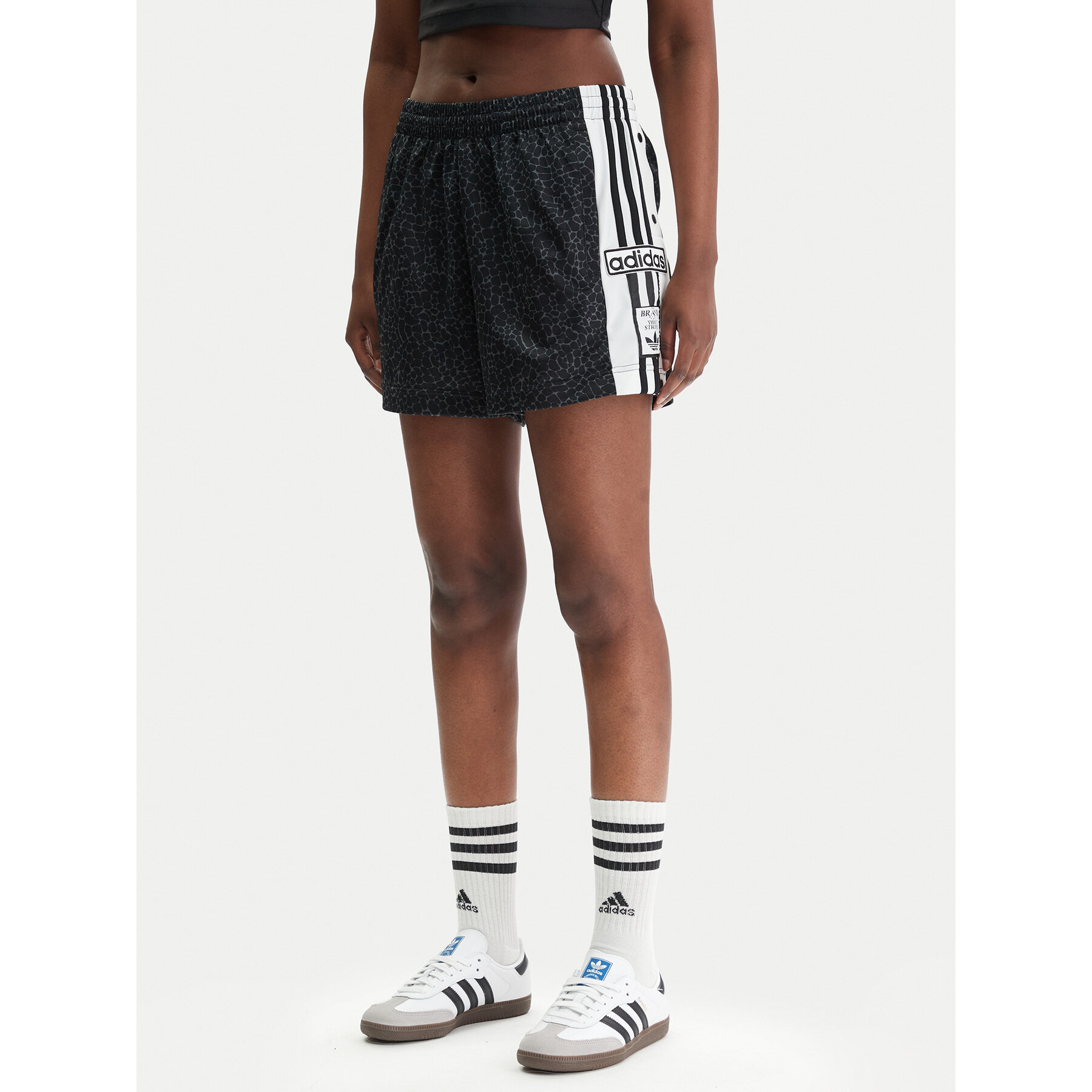 adidas Szorty sportowe Adibreak KD2837 Czarny Loose Fit