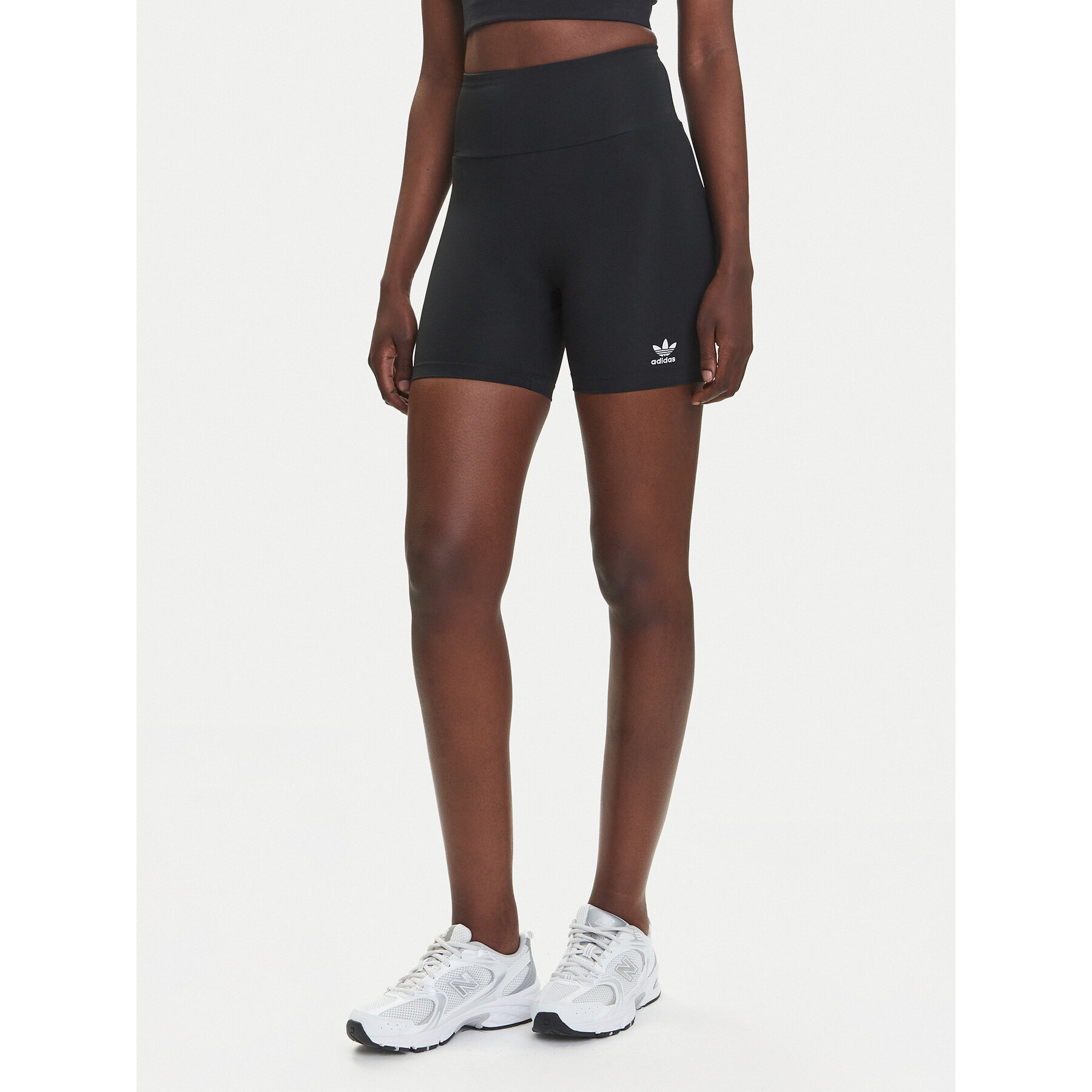 adidas Kolarki Essentials JY0079 Czarny Slim Fit