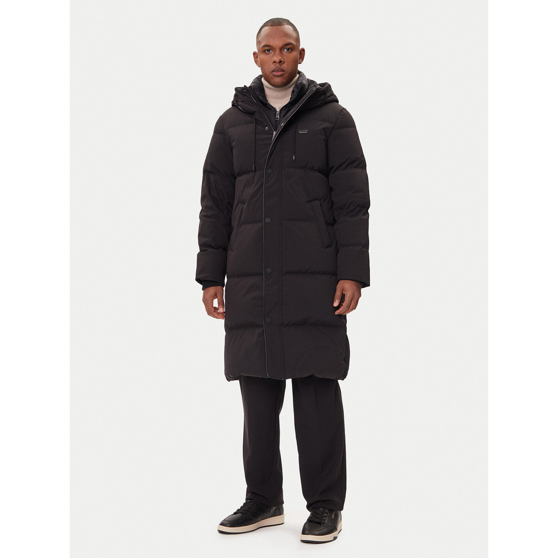 Guess Kurtka puchowa M5BL2H W2742 Czarny Regular Fit