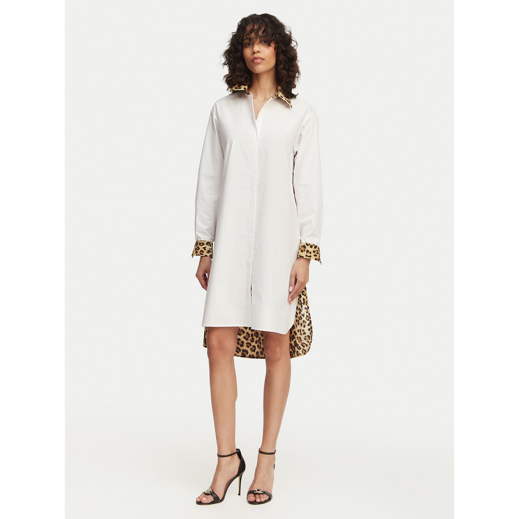 LOLA CASADEMUNT Sukienka koszulowa LS2615118 Écru Loose Fit