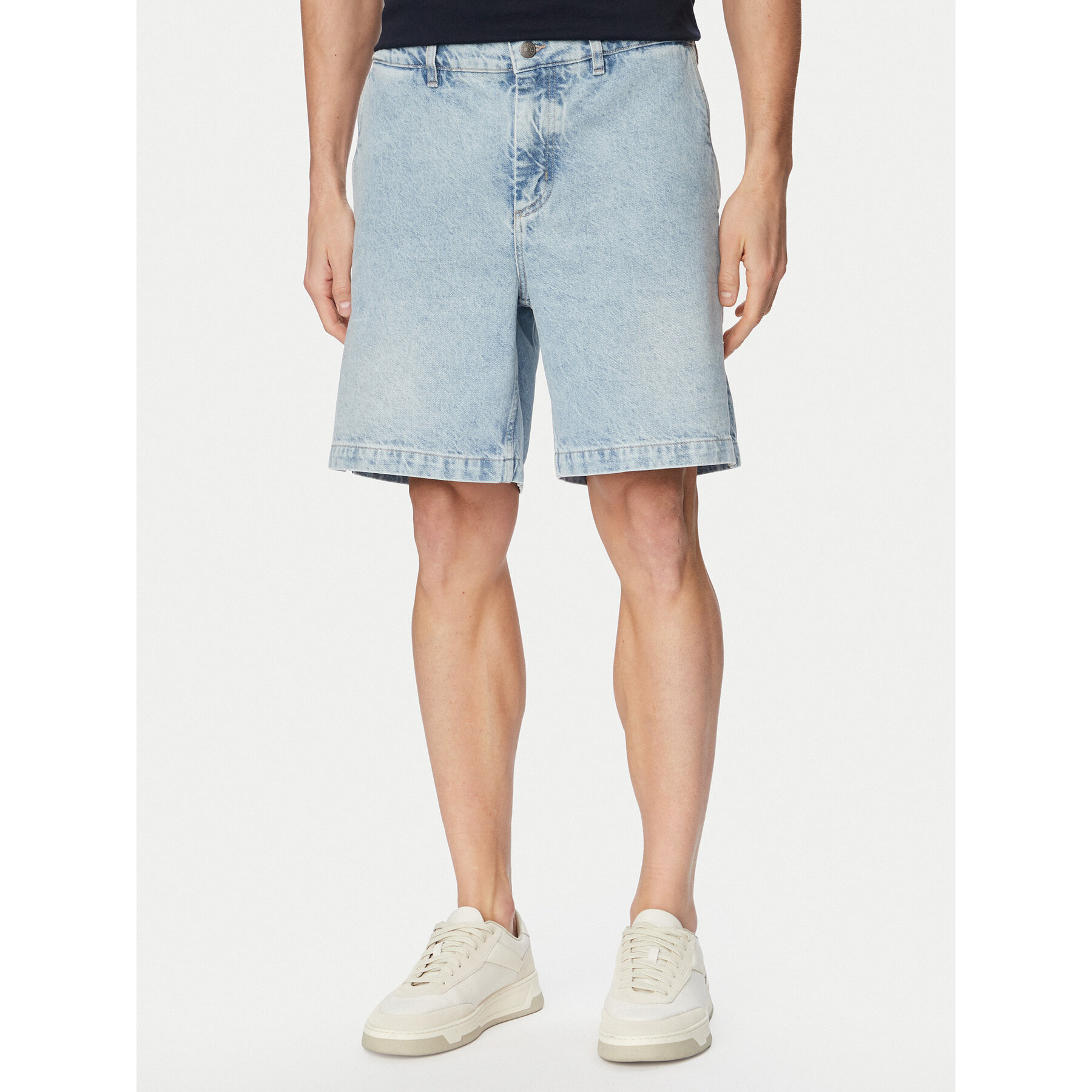 BOSS Szorty jeansowe Sandrew 50559031 Niebieski jasny Regular Fit