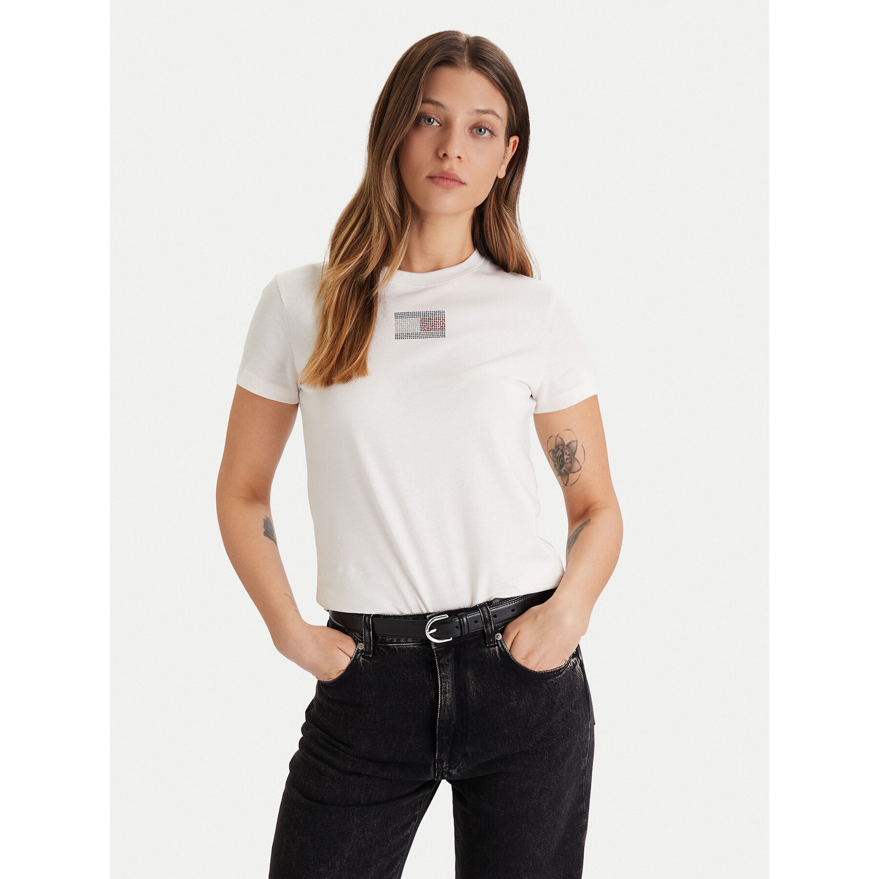 Tommy Jeans T-Shirt Party Flag DW0DW21965 Écru Regular Fit