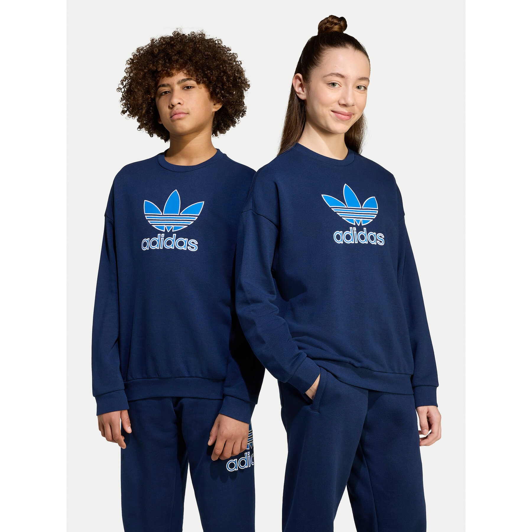 adidas Bluza Trefoil JV8572 Granatowy Loose Fit