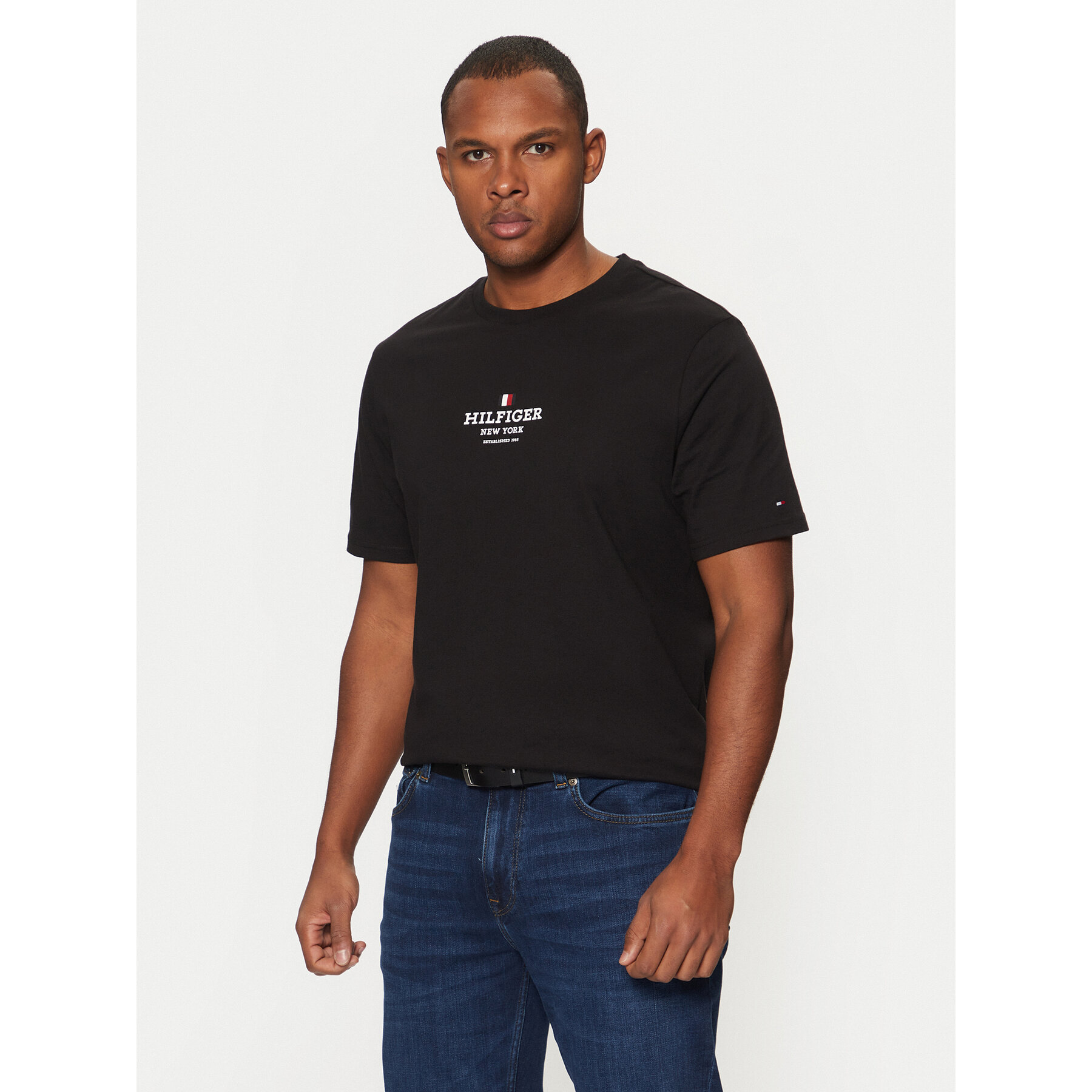 Tommy Hilfiger T-Shirt MW0MW38980 Czarny Regular Fit