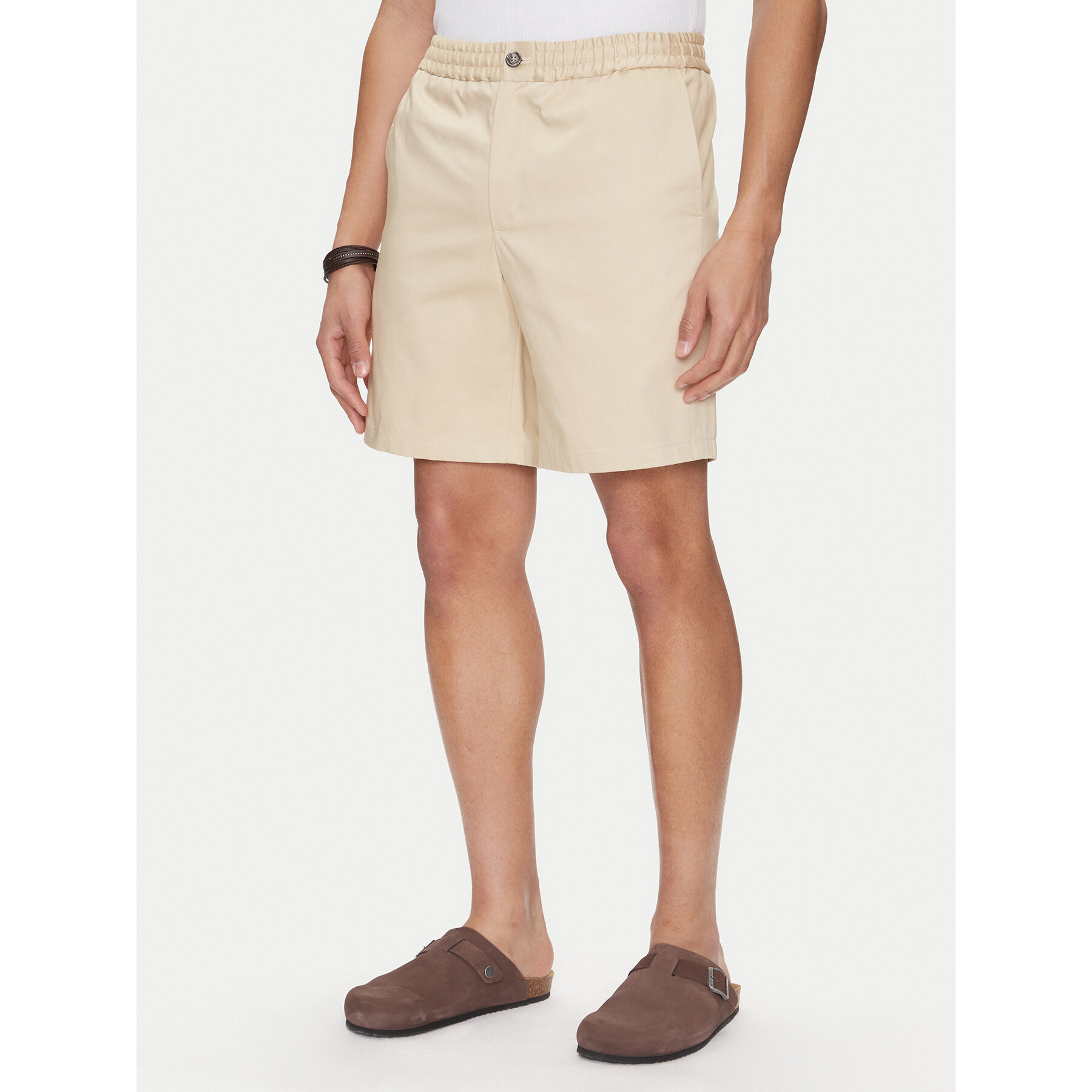 AMI Paris Szorty materiałowe HSO303.CO0103 Beżowy Regular Fit