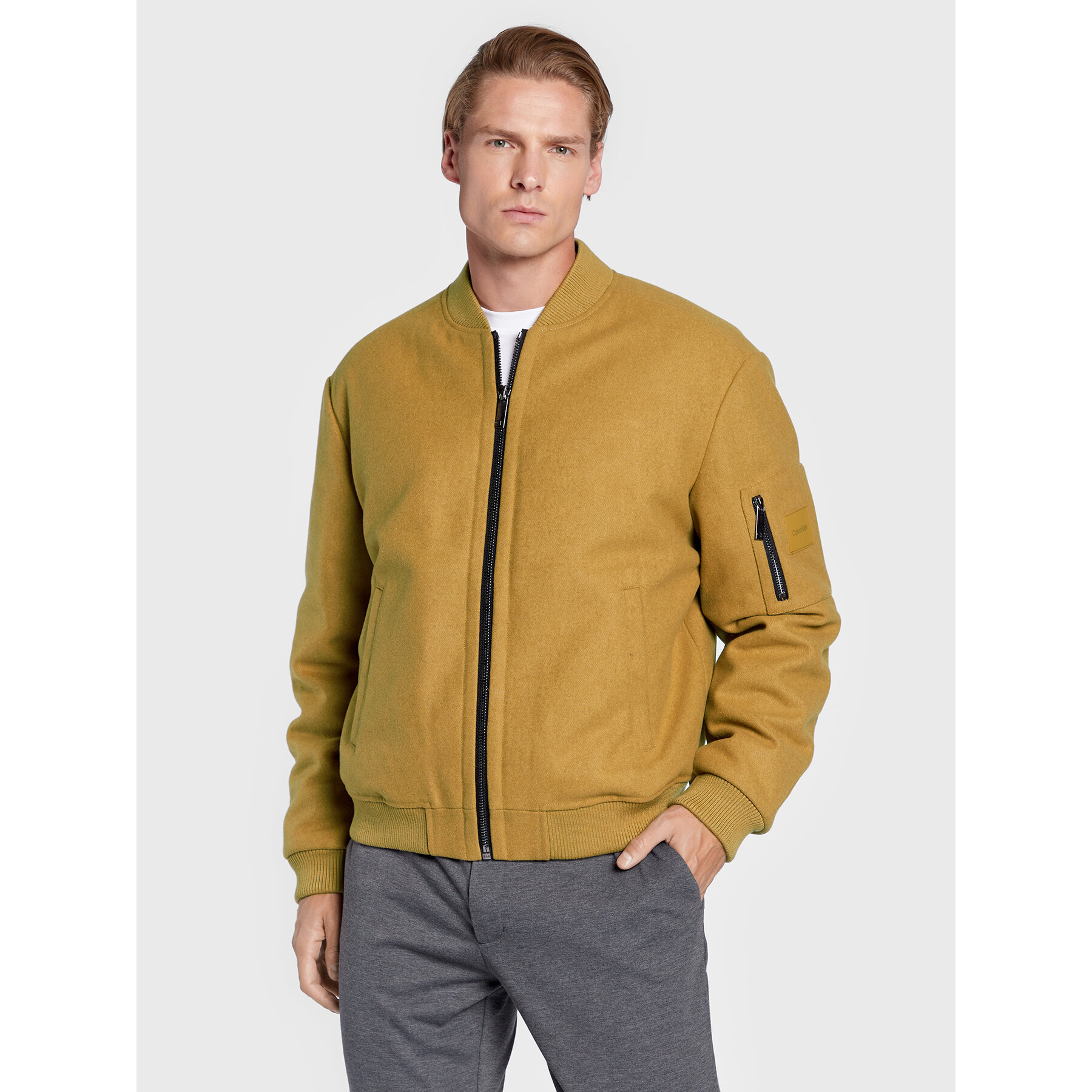 Calvin Klein Kurtka puchowa Blend Hero K10K110319 Beżowy Loose Fit