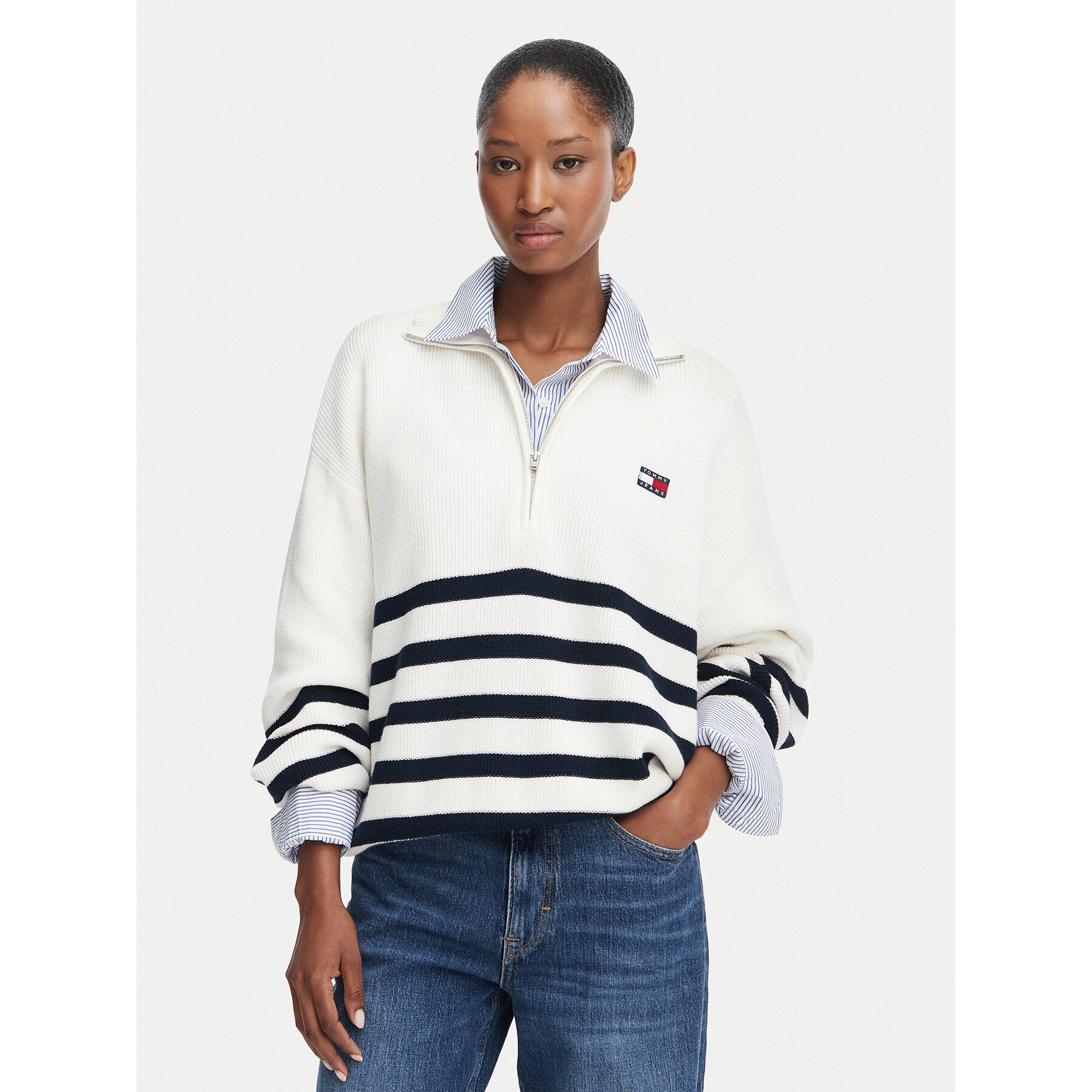 Tommy Jeans Sweter DW0DW22928 Kremowy Regular Fit
