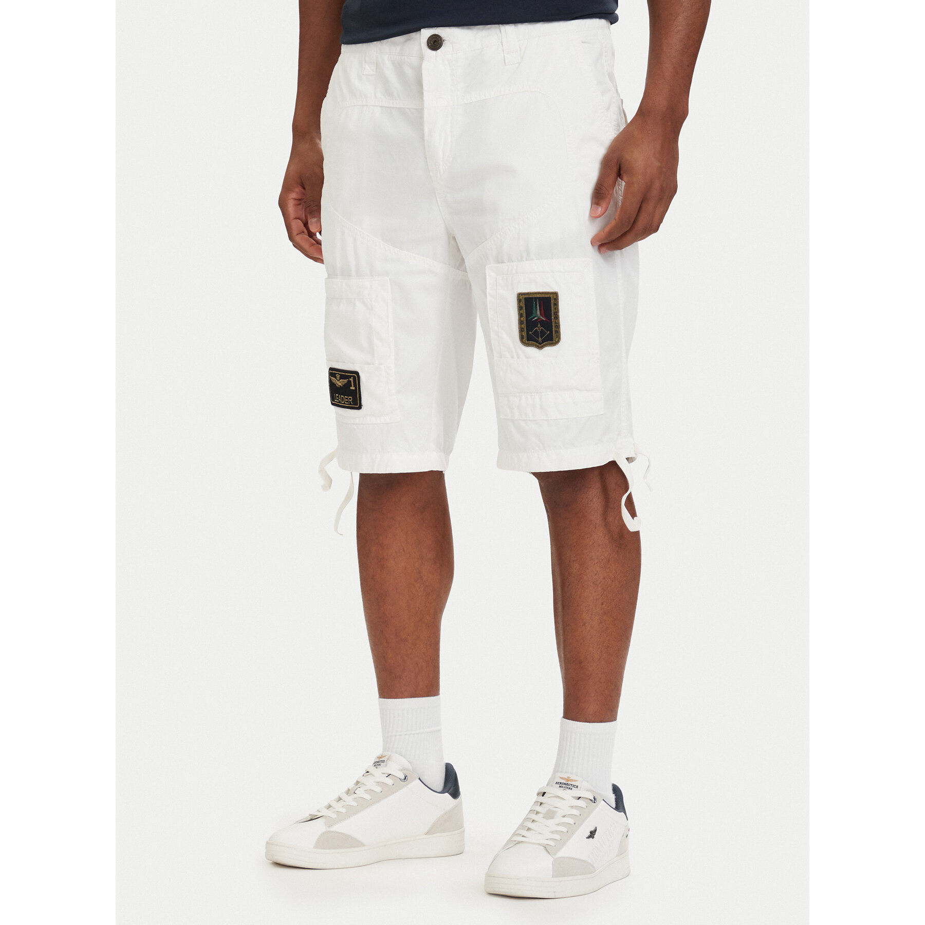 Aeronautica Militare Szorty materiałowe 261BE0041UCT01122 Biały Regular Fit