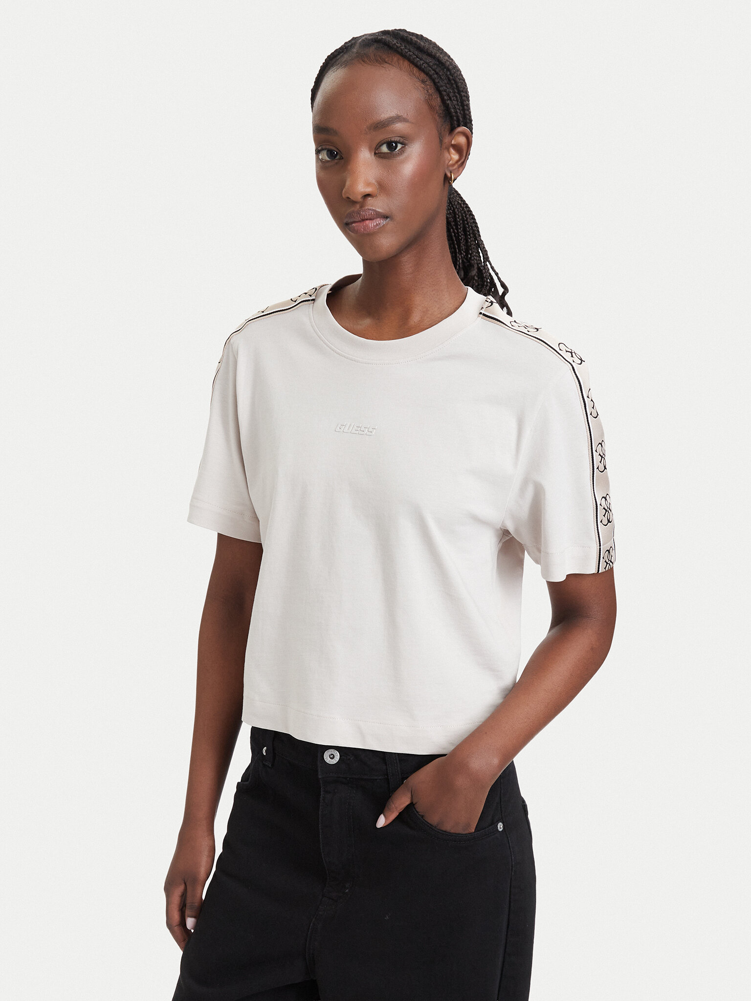 Guess T-shirt V3RI08 I3Z14 Beige Regular Fit