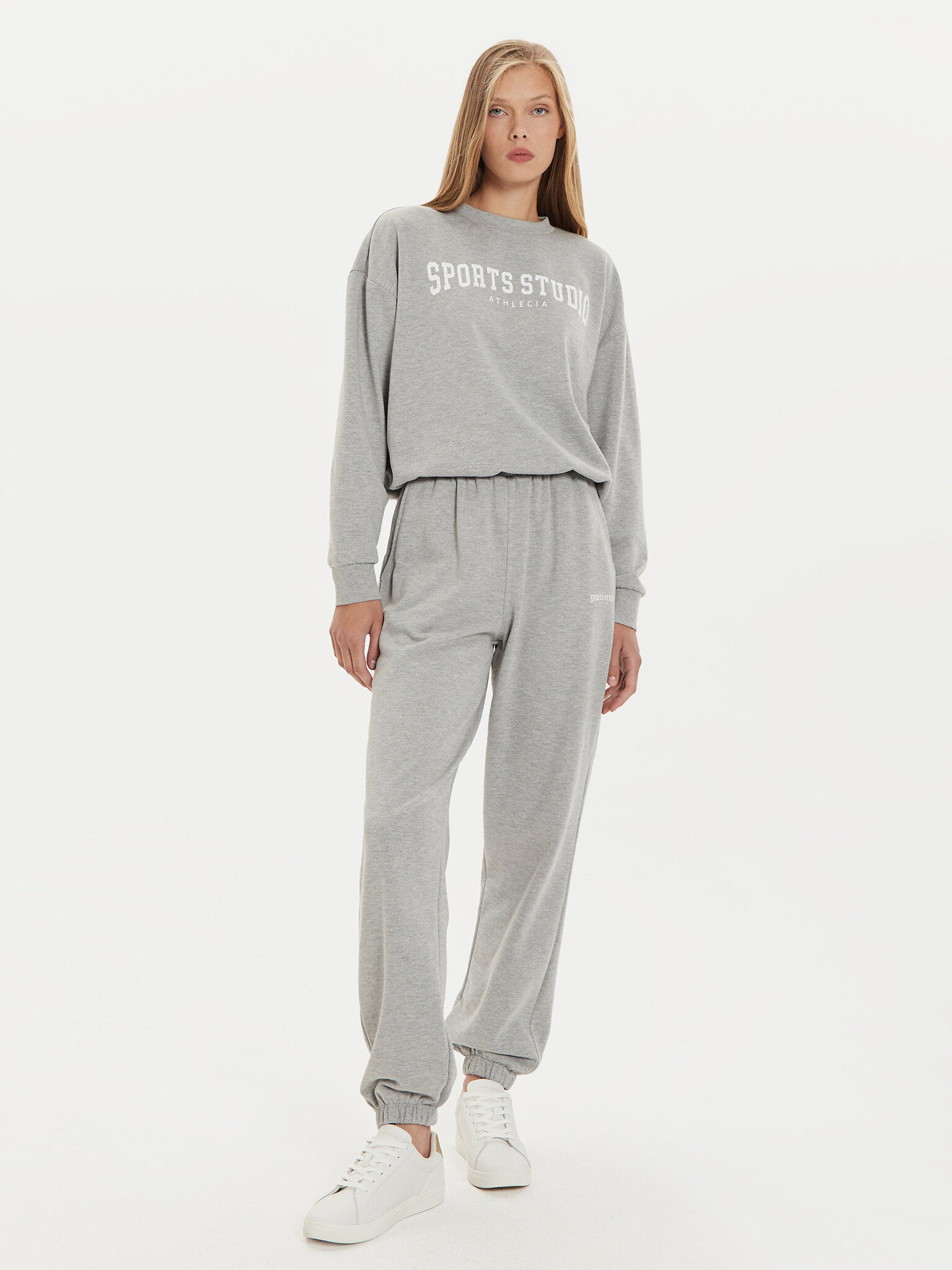 Athlecia Athlecia Spodnie dresowe Giannis W Sweat EA243382 Szary Regular Fit
