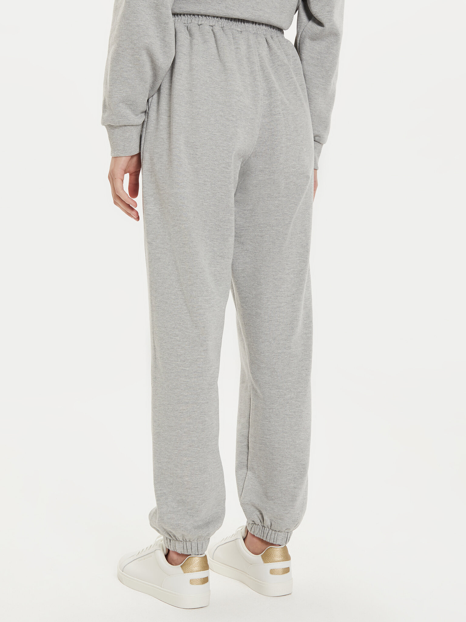 Athlecia Athlecia Spodnie dresowe Giannis W Sweat EA243382 Szary Regular Fit