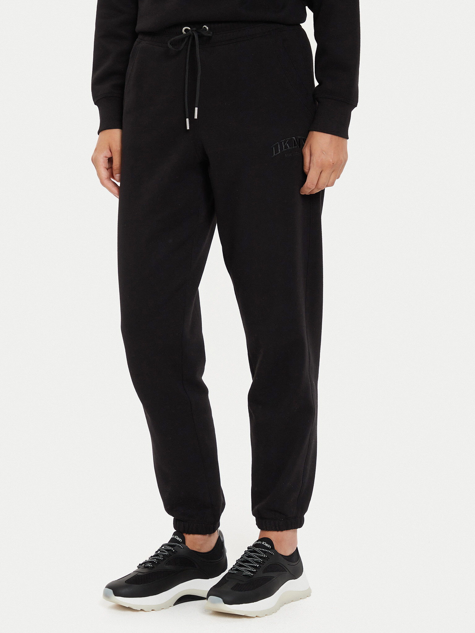 DKNY Sport DKNY Sport Spodnie dresowe DP4P3471 Czarny Regular Fit