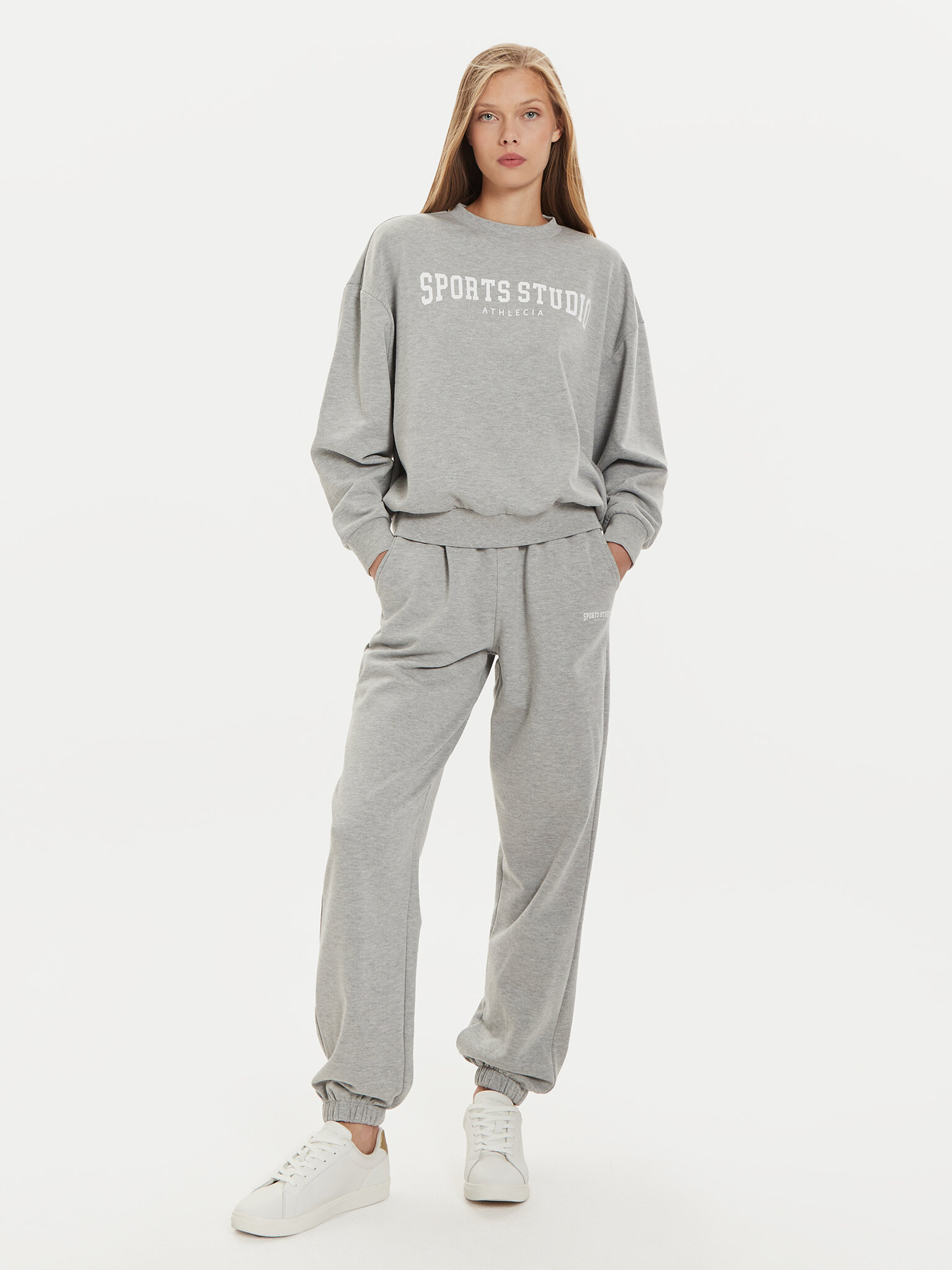 Athlecia Athlecia Bluza Giannis W Crew Neck EA243363 Szary Regular Fit